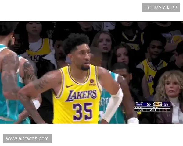 2015年湖人与黄蜂的激烈对决回顾及赛季影响分析 2015年湖人与黄蜂的激烈对决回顾及赛季影响分析