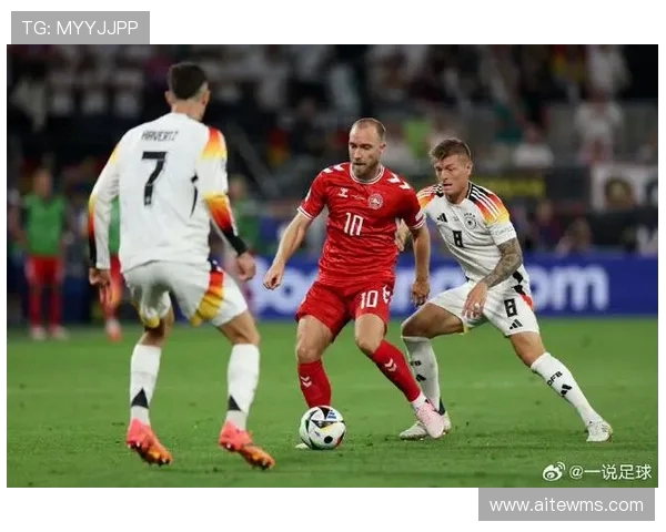 丹麦与德国足球队大名单揭晓球员阵容分析与比赛前瞻 丹麦与德国足球队大名单揭晓球员阵容分析与比赛前瞻