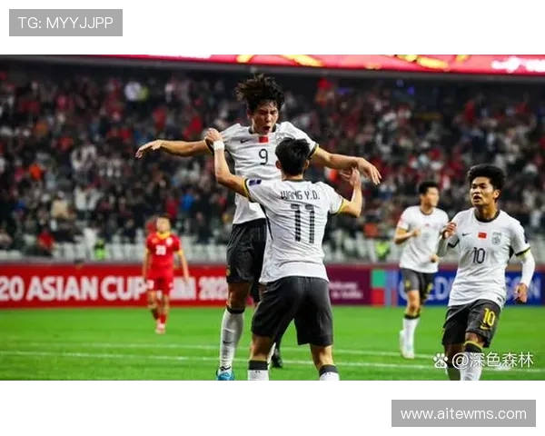 奥瓦与克鲁赛罗激战正酣谁将赢得这场精彩对决的胜利