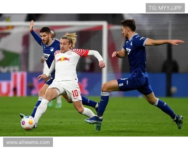 莱比锡红牛队迎战赫根球队力争主场胜利展现强大实力