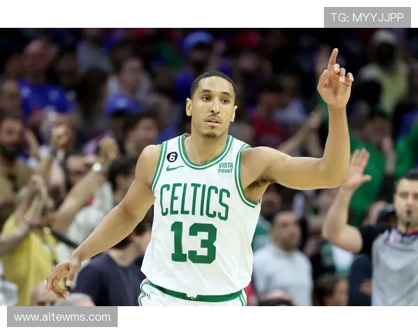 马尔科姆布罗格登的篮球生涯与影响力分析探讨