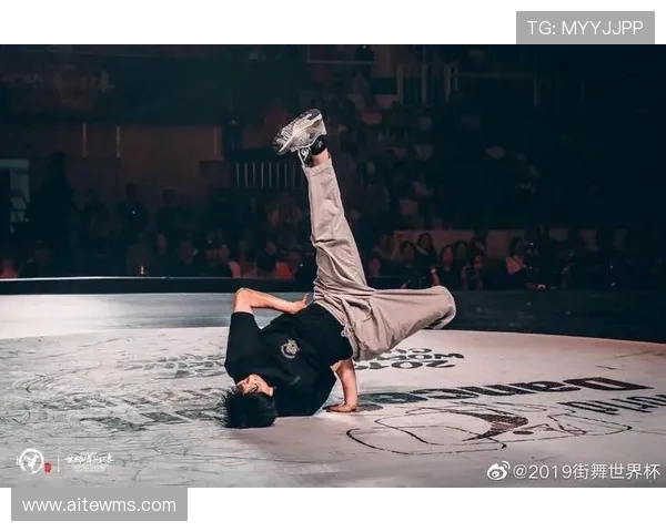 广州攀岩队在世界街舞大赛中以57分稳居积分榜首位